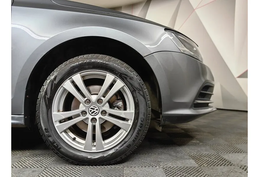 Volkswagen Jetta 1.6 MPI AT (105 л.с.) Comfortline Серый в АВИЛОН. Слайд №19