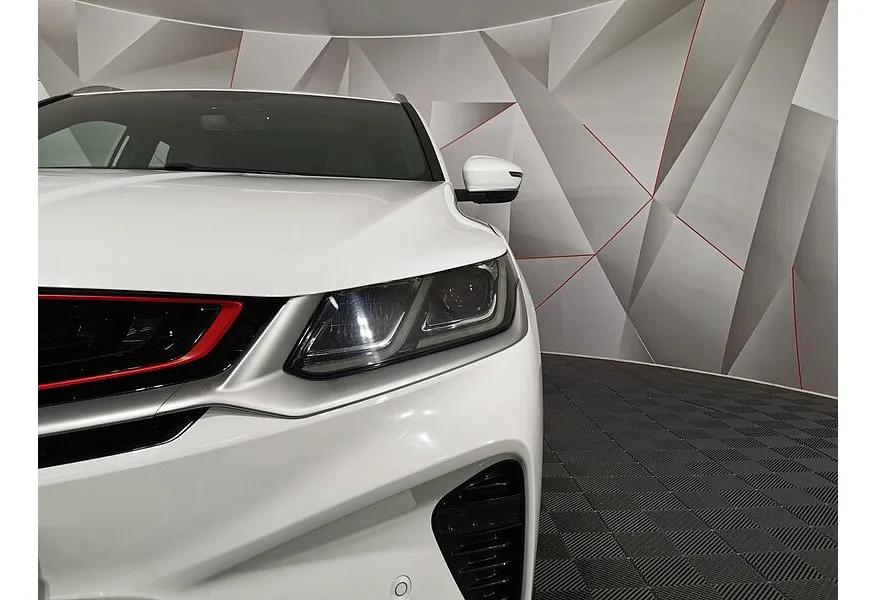 Geely Coolray 1.5T 7DCT 2WD (150 л.с.) Flagship Белый в АВИЛОН. Слайд №10