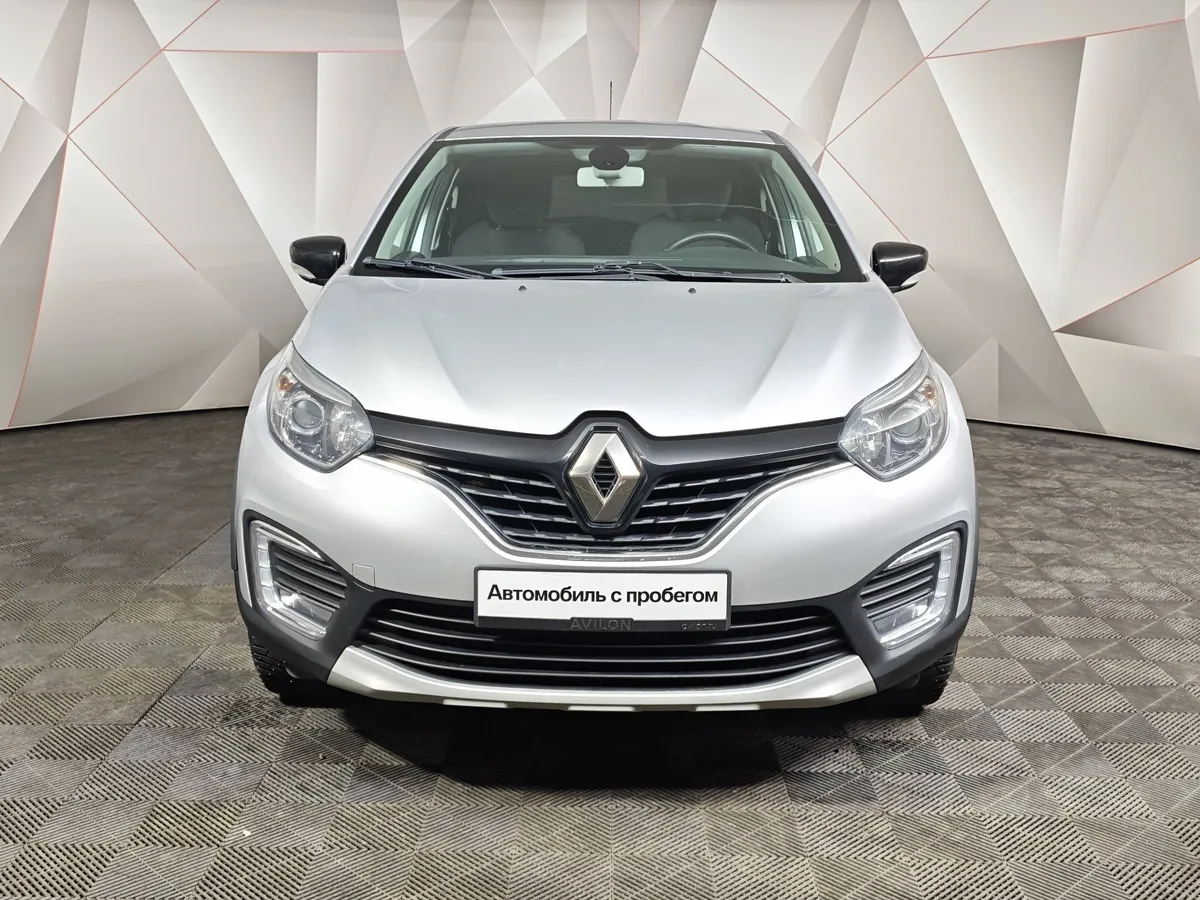 Renault Kaptur 1.6 MT (114 л.с.) Life Серый в АВИЛОН. Слайд №7