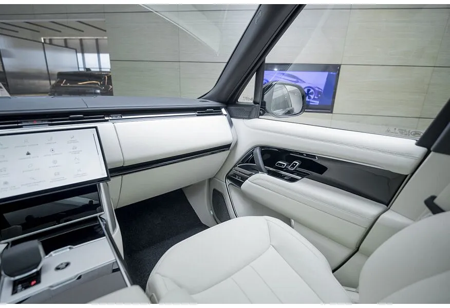 Land Rover Range Rover 4.4 P530 V8 AT AWD (530 л.с.) Autobiography Серый в АВИЛОН. Слайд №12