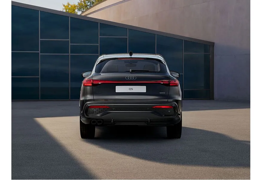 АВИЛОН - Audi Q5 2.0 TDI S tronic quattro (204 л.с.) Черный - slide 3