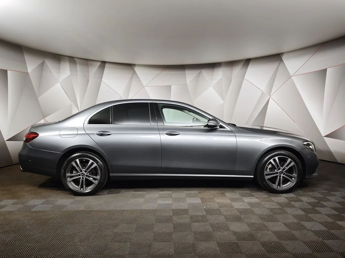 Mercedes-Benz E-Класс E 220 d 4MATIC 9G-TRONIC (194 л.с.) Premium (Локальная сборка) Серый в АВИЛОН. Слайд №6