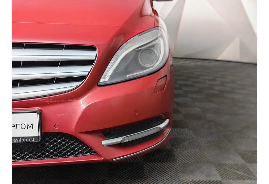 Mercedes-Benz B-Класс B 200 7G-DCT (150 л.с.) Красный в АВИЛОН. Слайд №10