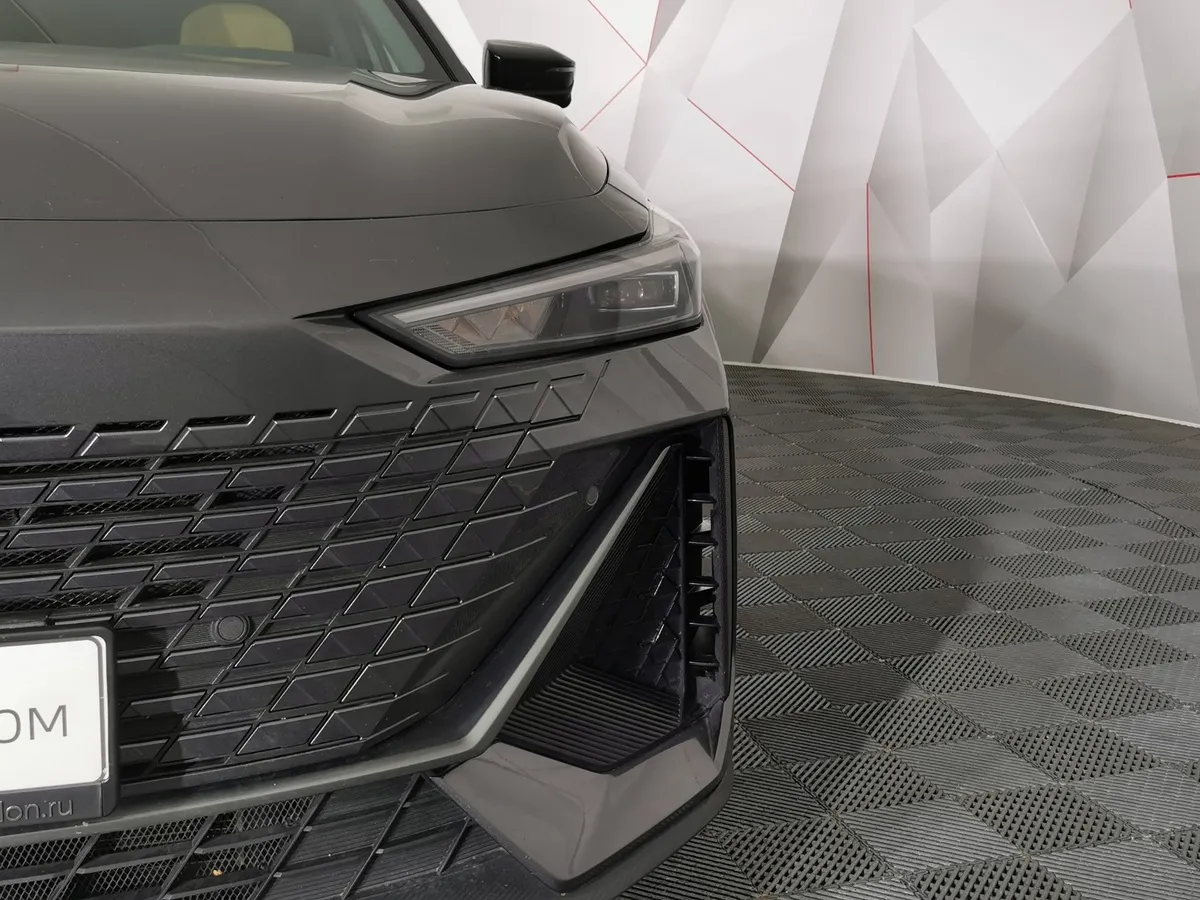 Changan UNI-V 1.5 AMT (181 л.с.) Tech Серый в АВИЛОН. Слайд №10