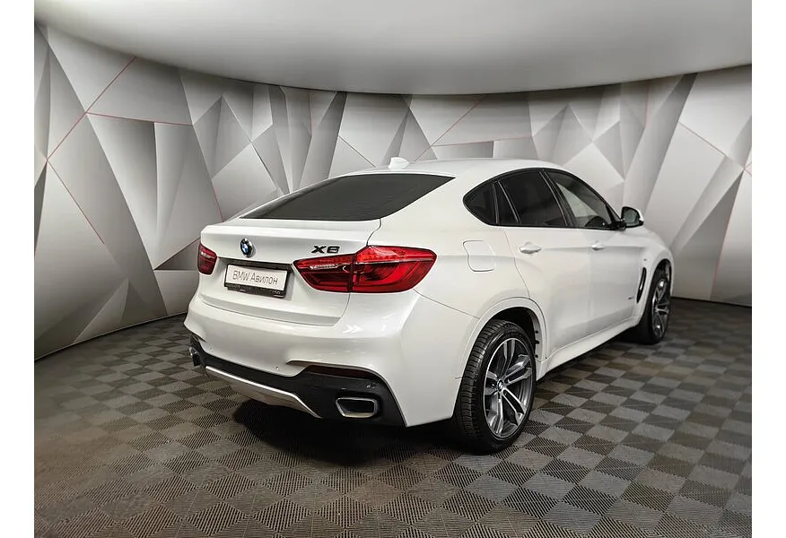 LIVE. Слайд №6