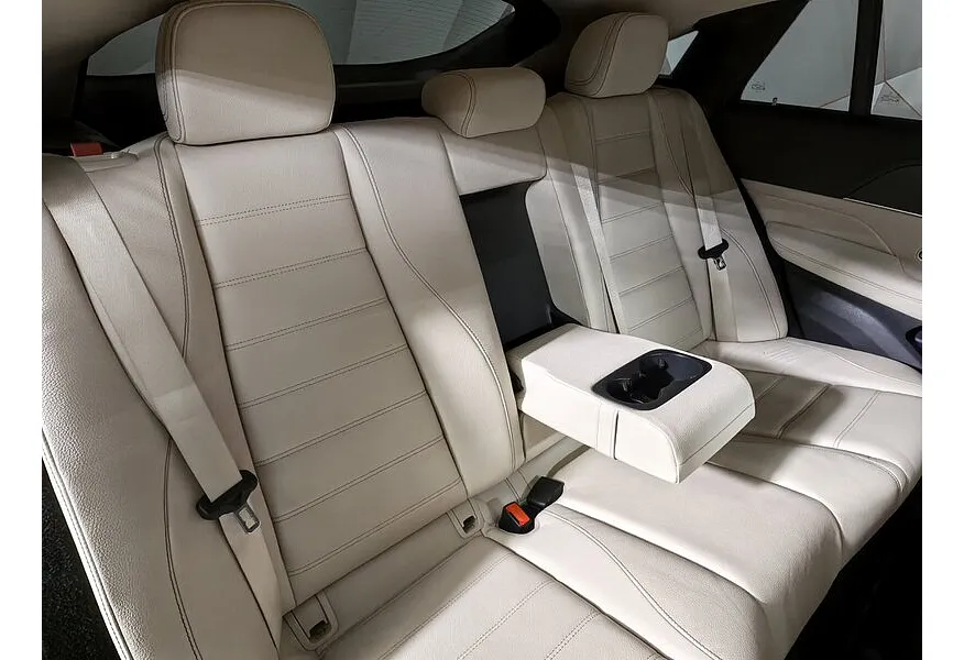 Mercedes-Benz GLE Купе 350 d 4MATIC 9G-TRONIC (249 л.с.) Черный в АВИЛОН. Слайд №16