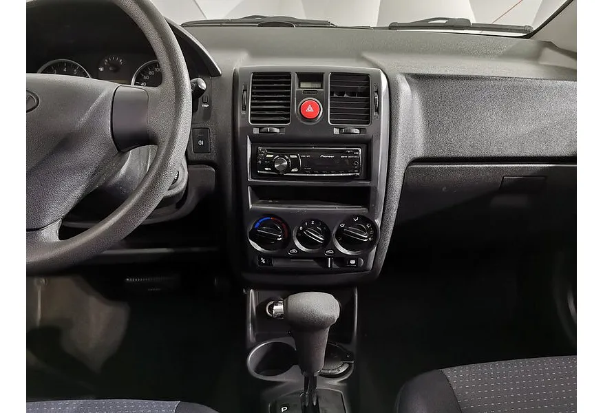 Hyundai Getz 1.4 AT (97 л.с.) Черный в АВИЛОН. Слайд №14