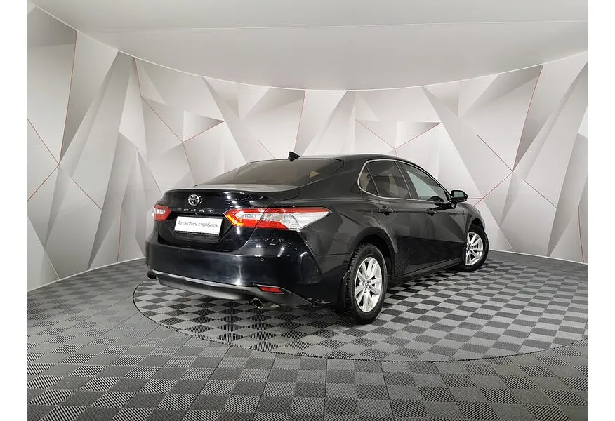 Toyota Camry 2.5 AT (181 л.с.) Черный в АВИЛОН. Слайд №2 Toyota Camry 2.5 AT (181 л.с.) Черный в АВИЛОН. Слайд №2