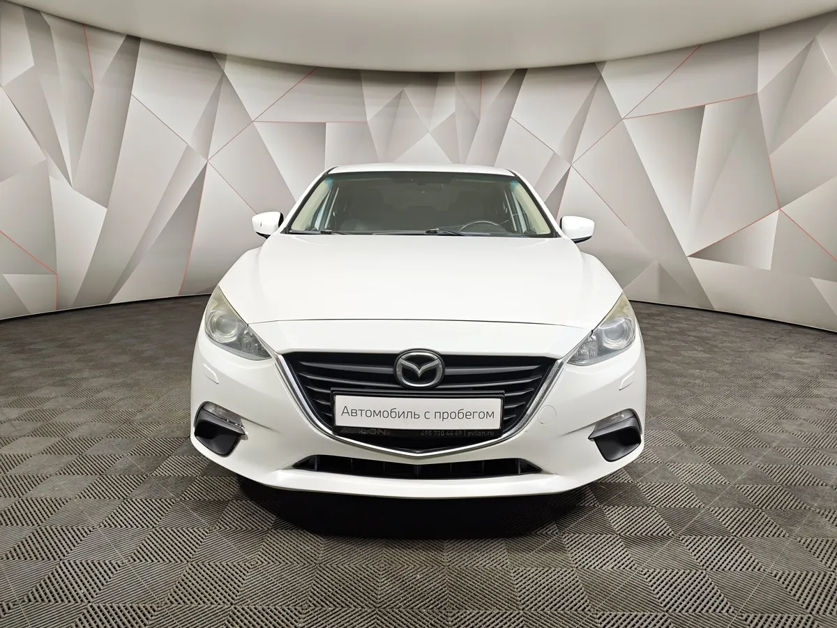 Mazda 3 1.6 MT (104 л.с.) Белый в АВИЛОН. Слайд №7