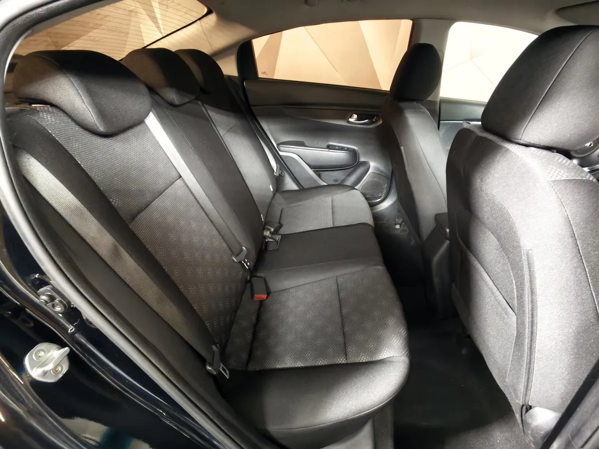 Kia Rio 1.6 AT (123 л.с.) Черный в АВИЛОН. Слайд №14