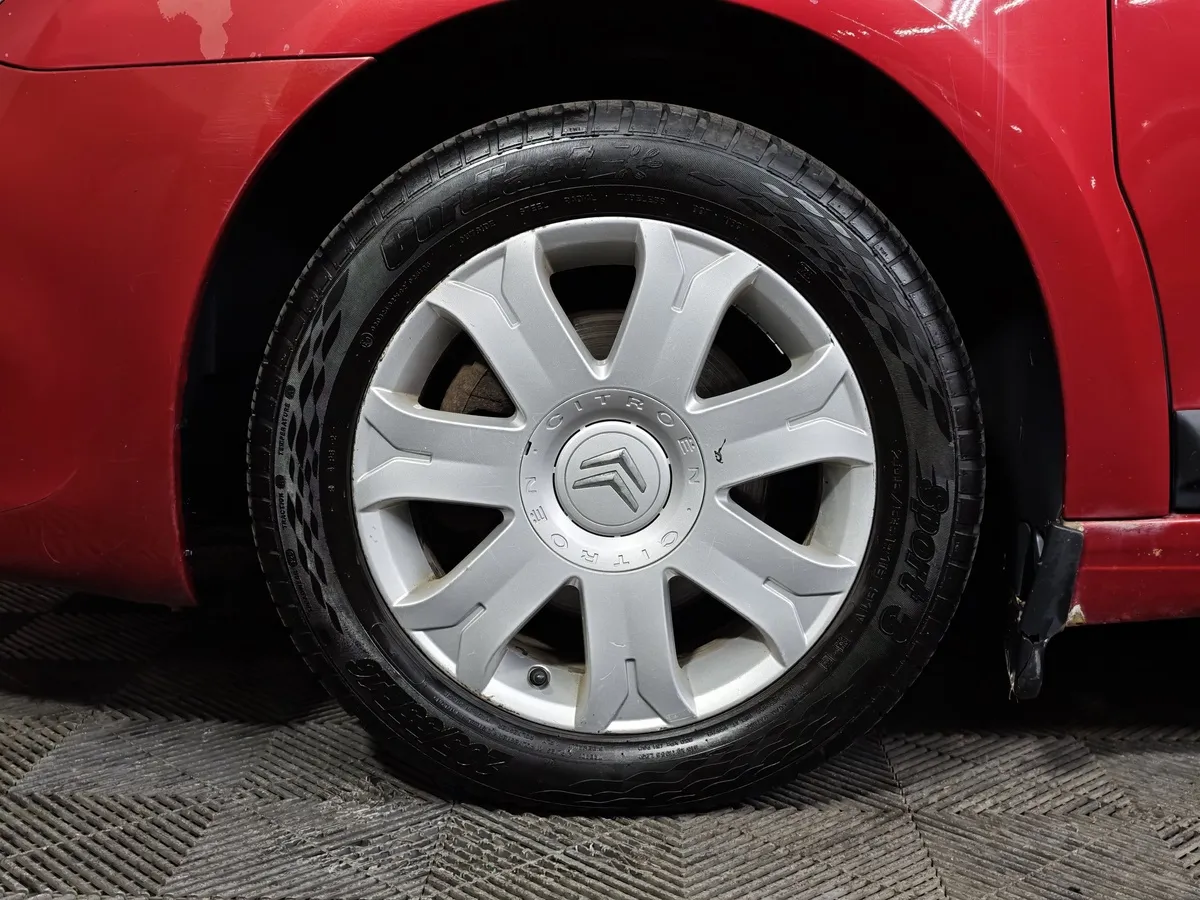 Citroen C4 1.6 VTi AT (120 л.с.) Красный в АВИЛОН. Слайд №9