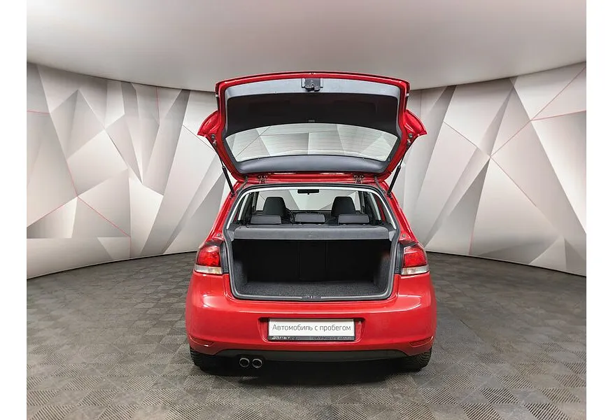 Volkswagen Golf 1.4 TSI DSG (122 л.с.) Trendline Красный в АВИЛОН. Слайд №12