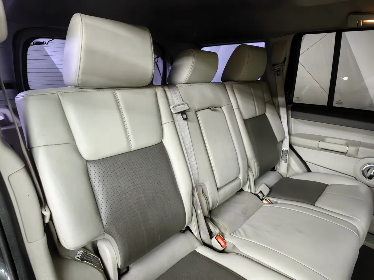 Jeep Commander 3.0 CRD AT AWD (218 л.с.) Черный в АВИЛОН. Слайд №15