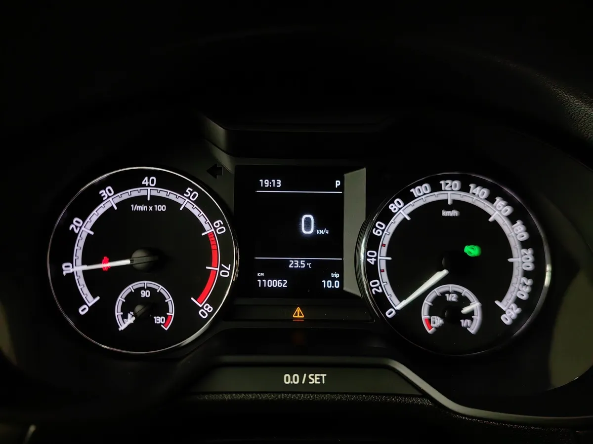 Skoda Octavia 1.6 AT FWD (110 л.с.) Style Plus Белый в АВИЛОН. Слайд №15