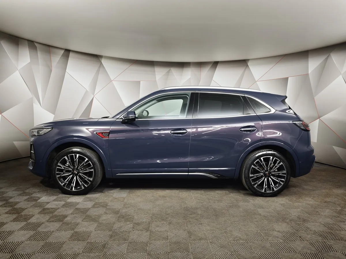 Hongqi HS5 2.0T AT 4WD (245 л.с.) Делюкс Коричневый в АВИЛОН. Слайд №5