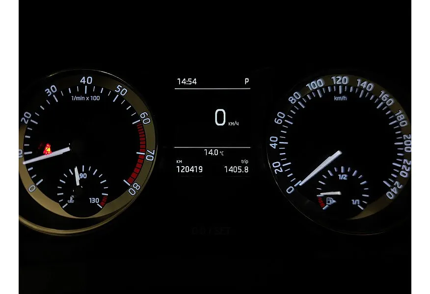 Skoda Rapid 1.6 AT (110 л.с.) Синий в АВИЛОН. Слайд №17