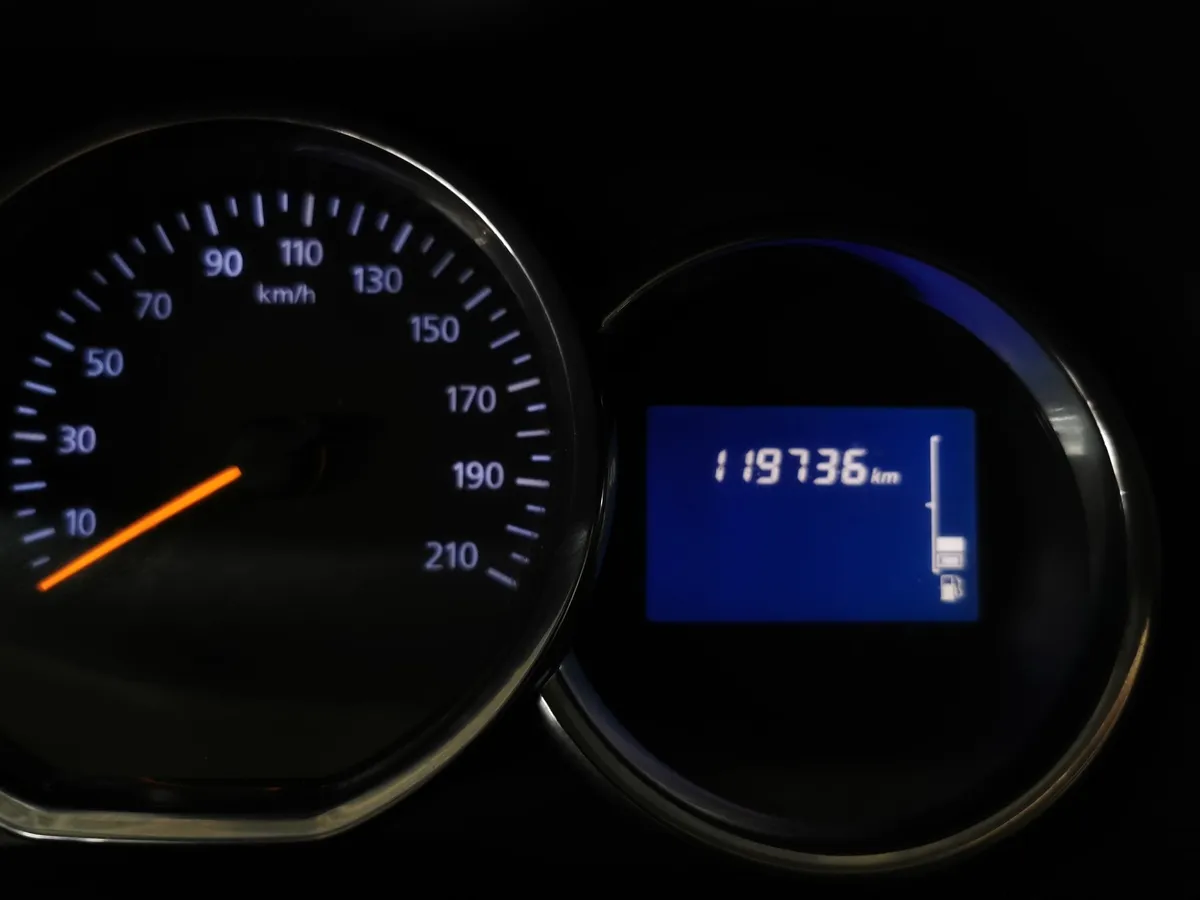 Renault Duster 1.6 MT (114 л.с.) Серый в АВИЛОН. Слайд №16