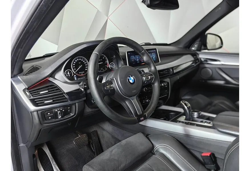 BMW X5 xDrive30d Steptronic (249 л.с.) Белый в АВИЛОН. Слайд №12