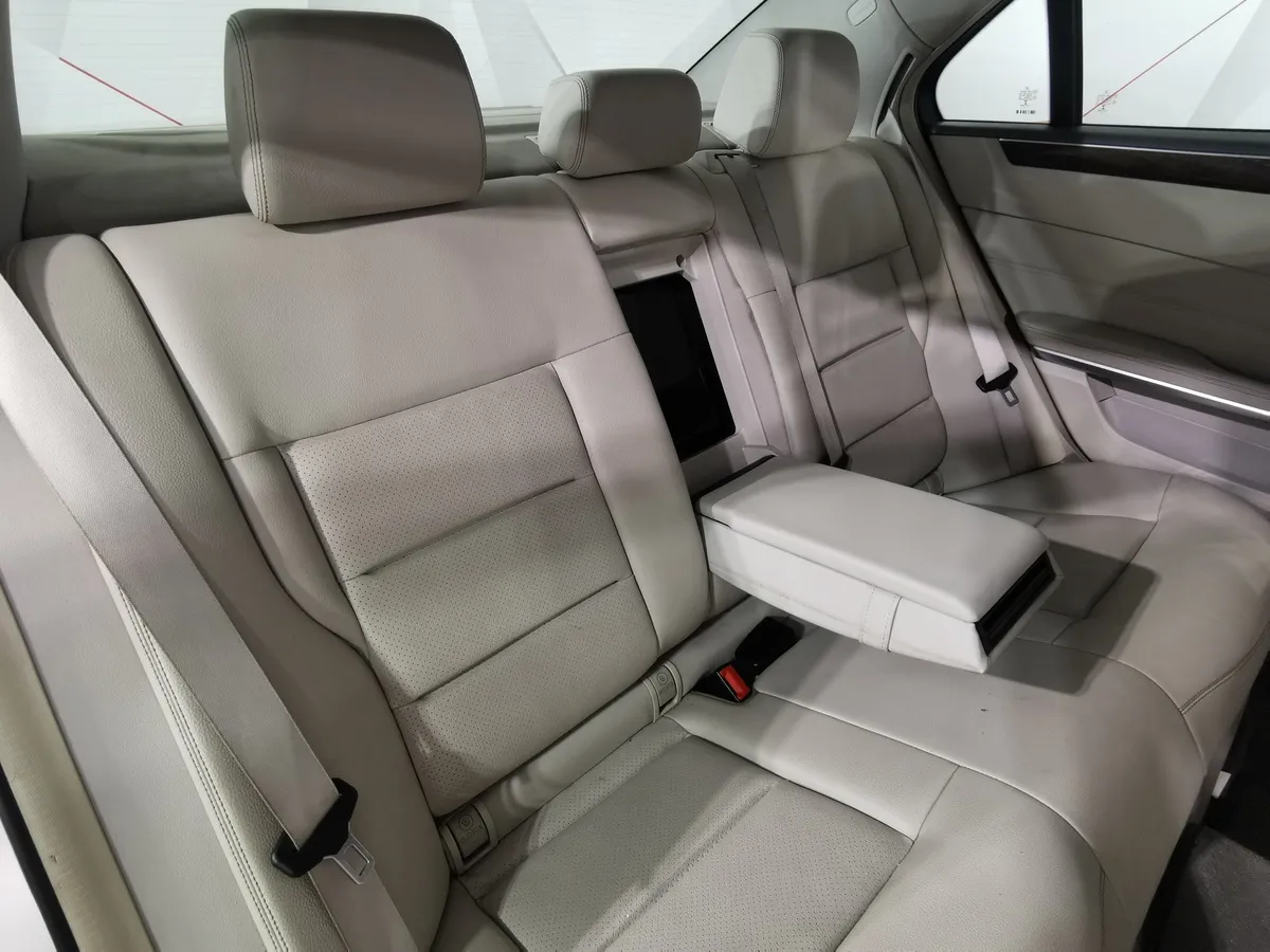 Mercedes-Benz E-Класс E 200 T BlueEfficiency 7G-Tronic Plus (184 л.с.) Белый в АВИЛОН. Слайд №15