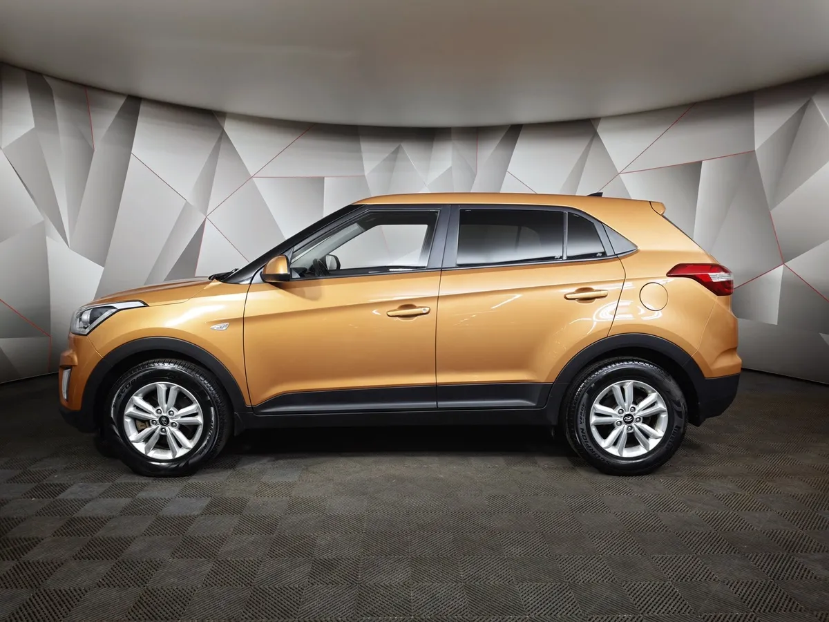 Hyundai Creta 2.0 AT (149 л.с.) Travel + Advanced Оранжевый в АВИЛОН. Слайд №5