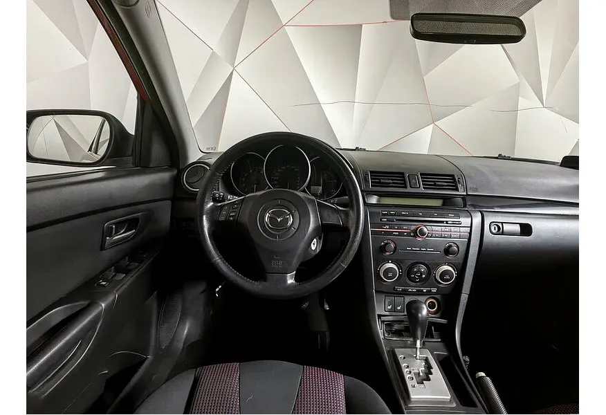 Mazda 3 1.6 AT (105 л.с.) Красный в АВИЛОН. Слайд №16 Mazda 3 1.6 AT (105 л.с.) Красный в АВИЛОН. Слайд №16