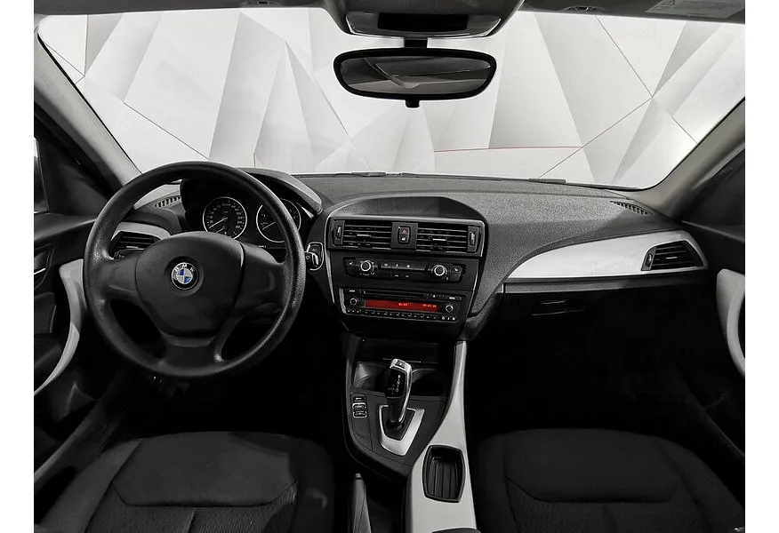 BMW 1 серия 116i AT (136 л.с.) Белый в АВИЛОН. Слайд №11