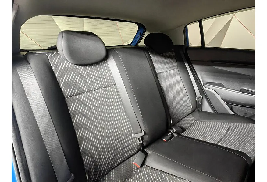 Kia Rio X-Line 1.6 AT (123 л.с.) Comfort Синий в АВИЛОН. Слайд №11