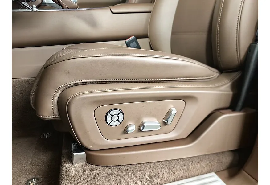 АВИЛОН - TANK 700 3.0 Turbo V6 AT 4WD (354 л.с.) Superior Черный - slide 11