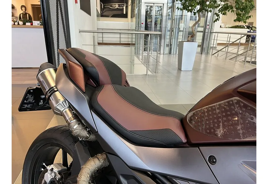 QJMOTOR SRK 700 700 см³ (73 л.с.) 700 Красный в АВИЛОН. Слайд №11