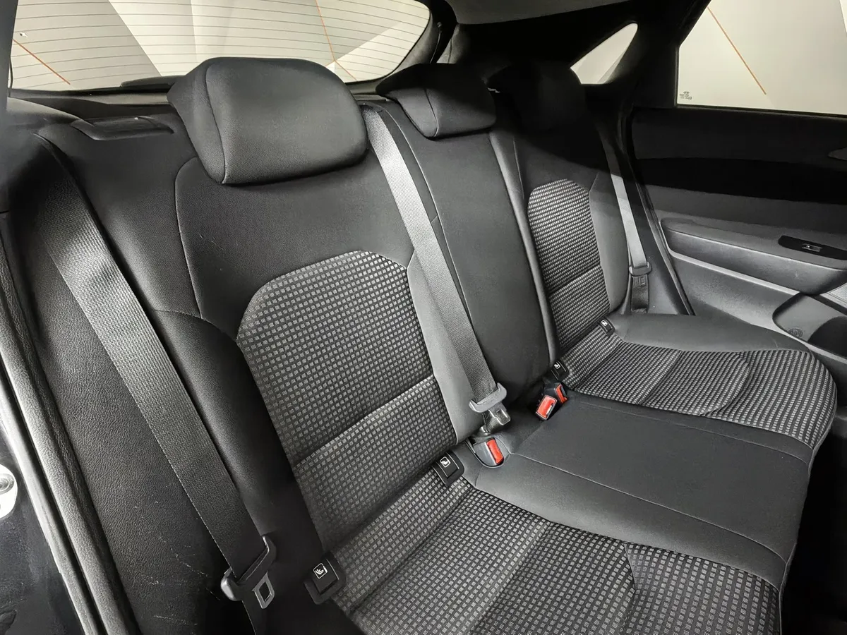 Kia Ceed 1.6 MPI MT (130 л.с.) Comfort Черный в АВИЛОН. Слайд №17