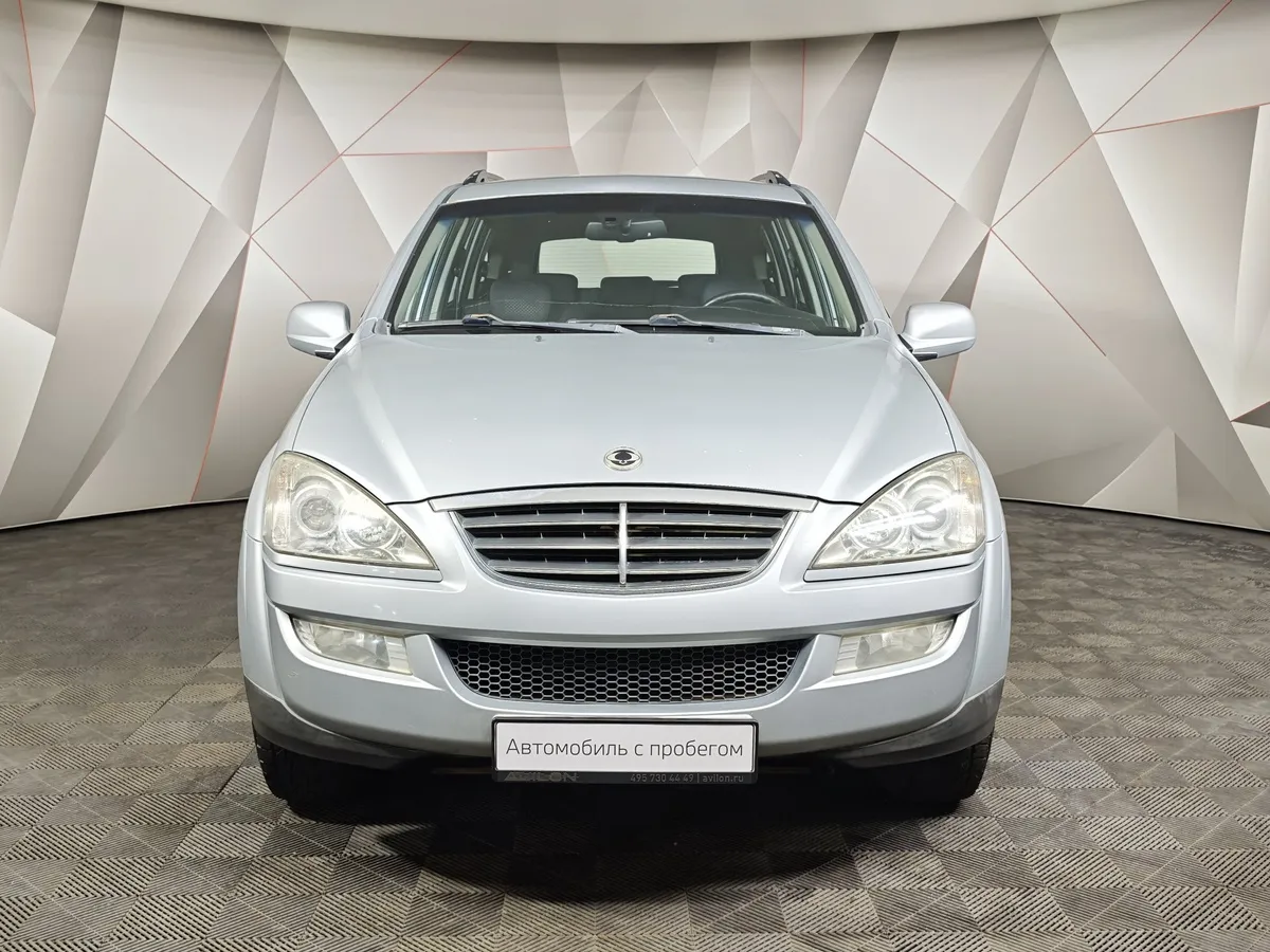 SsangYong Kyron 2.0 Xdi MT 4WD (141 л.с.) Серебристый в АВИЛОН. Слайд №7