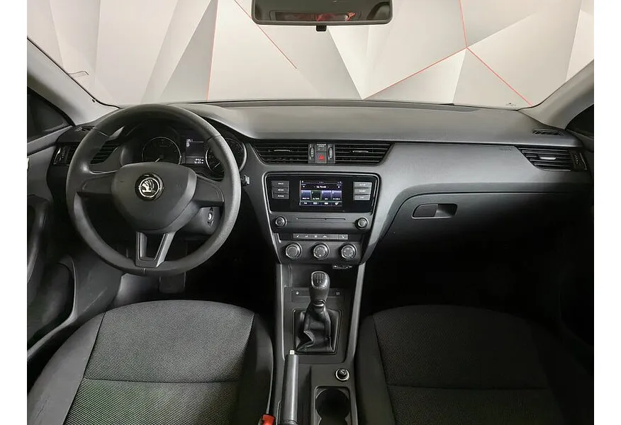 Skoda Octavia 1.6 MPI MT (110 л.с.) Коричневый в АВИЛОН. Слайд №14