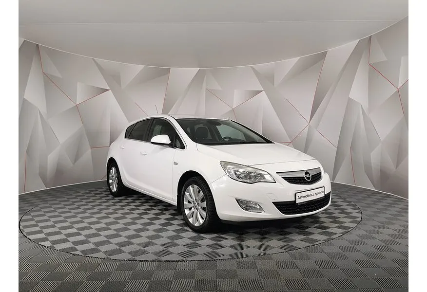 Opel Astra 1.6 AT (115 л.с.) Белый в АВИЛОН. Слайд №3