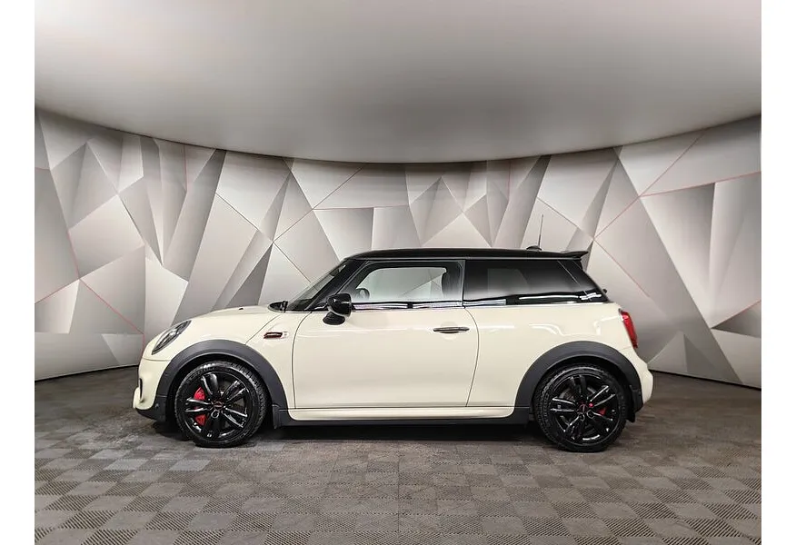 MINI 3 двери JCW 2.0 AT (231 л.с.) Белый в АВИЛОН. Слайд №5