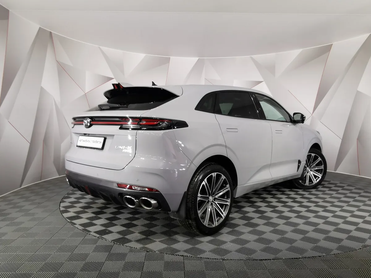 Changan UNI-K 2.0 AT 4WD (226 л.с.) Tech Серый в АВИЛОН. Слайд №2