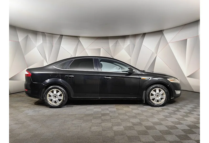 Ford Mondeo 2.3 AT (161 л.с.) Ambiente Черный в АВИЛОН. Слайд №6
