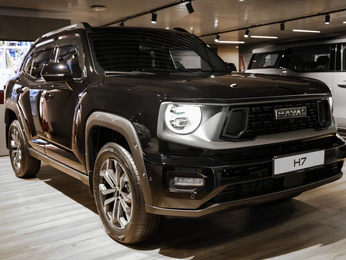 Haval PRO H7 2.0T 7DCT 4WD (231 л.с.) Tech Plus Серый в АВИЛОН. Слайд №2