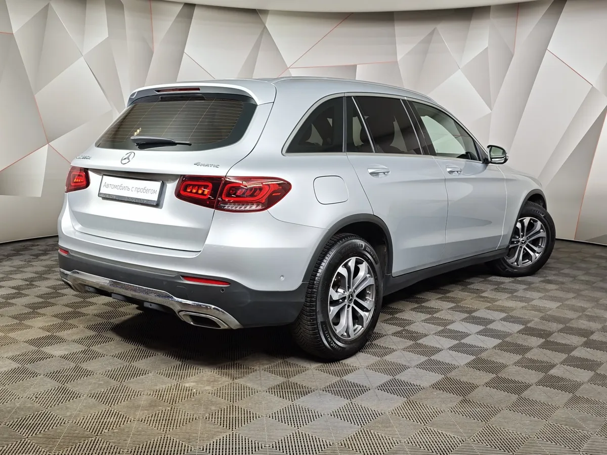 Mercedes-Benz GLC 220 d 9G-TRONIC 4MATIC (194 л.с.) Premium (Локальная сборка) Серебристый в АВИЛОН. Слайд №2
