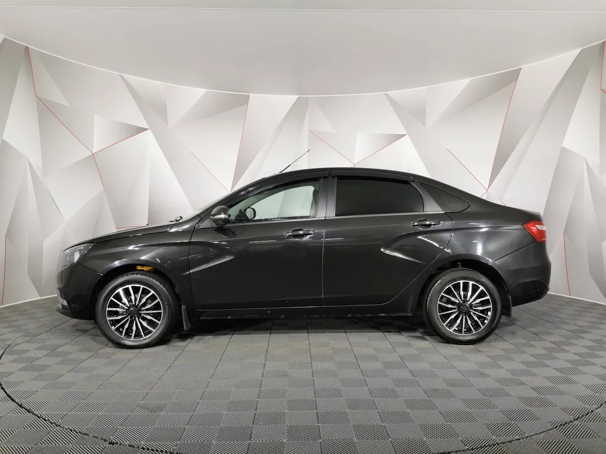 ВАЗ (Lada) Vesta 1.8 MT (122 л.с.) Черный в АВИЛОН. Слайд №5