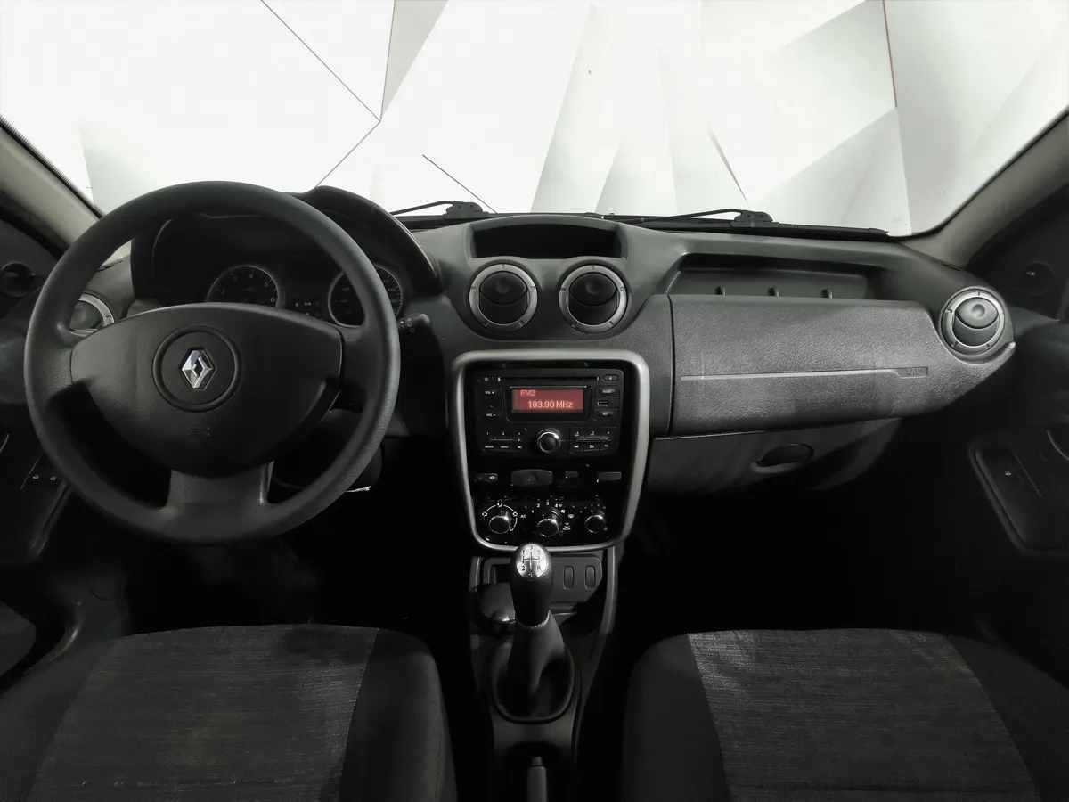 Renault Duster 1.6 MT (114 л.с.) Бежевый в АВИЛОН. Слайд №13