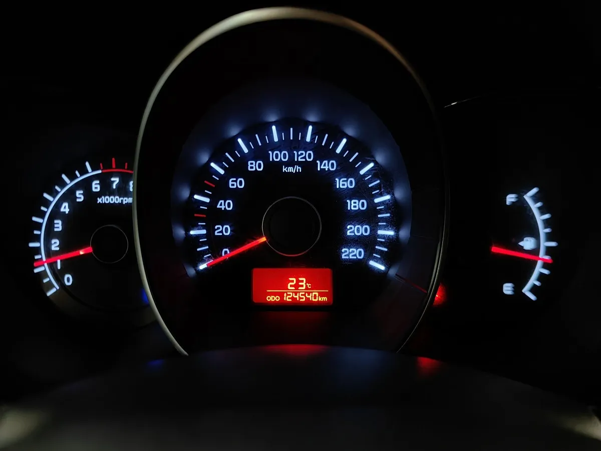 Kia Rio 1.6 MT (123 л.с.) Белый в АВИЛОН. Слайд №18