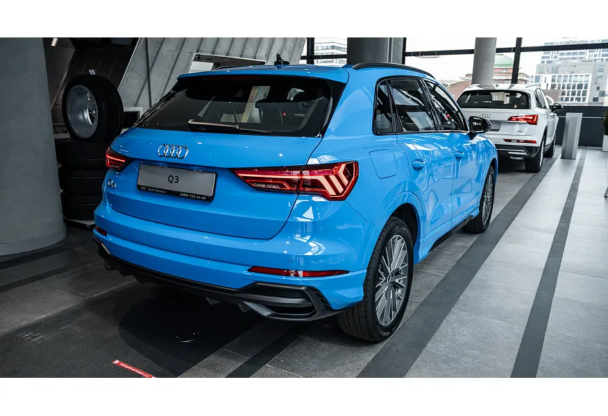 Audi Q3 2.0 45 TFSI S-tronic quattro (220 л.с.) Fashion Dynamic Edition Синий в АВИЛОН. Слайд №6