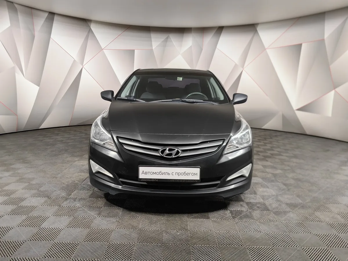 Hyundai Solaris 1.6 AT (123 л.с.) Comfort Черный в АВИЛОН. Слайд №7