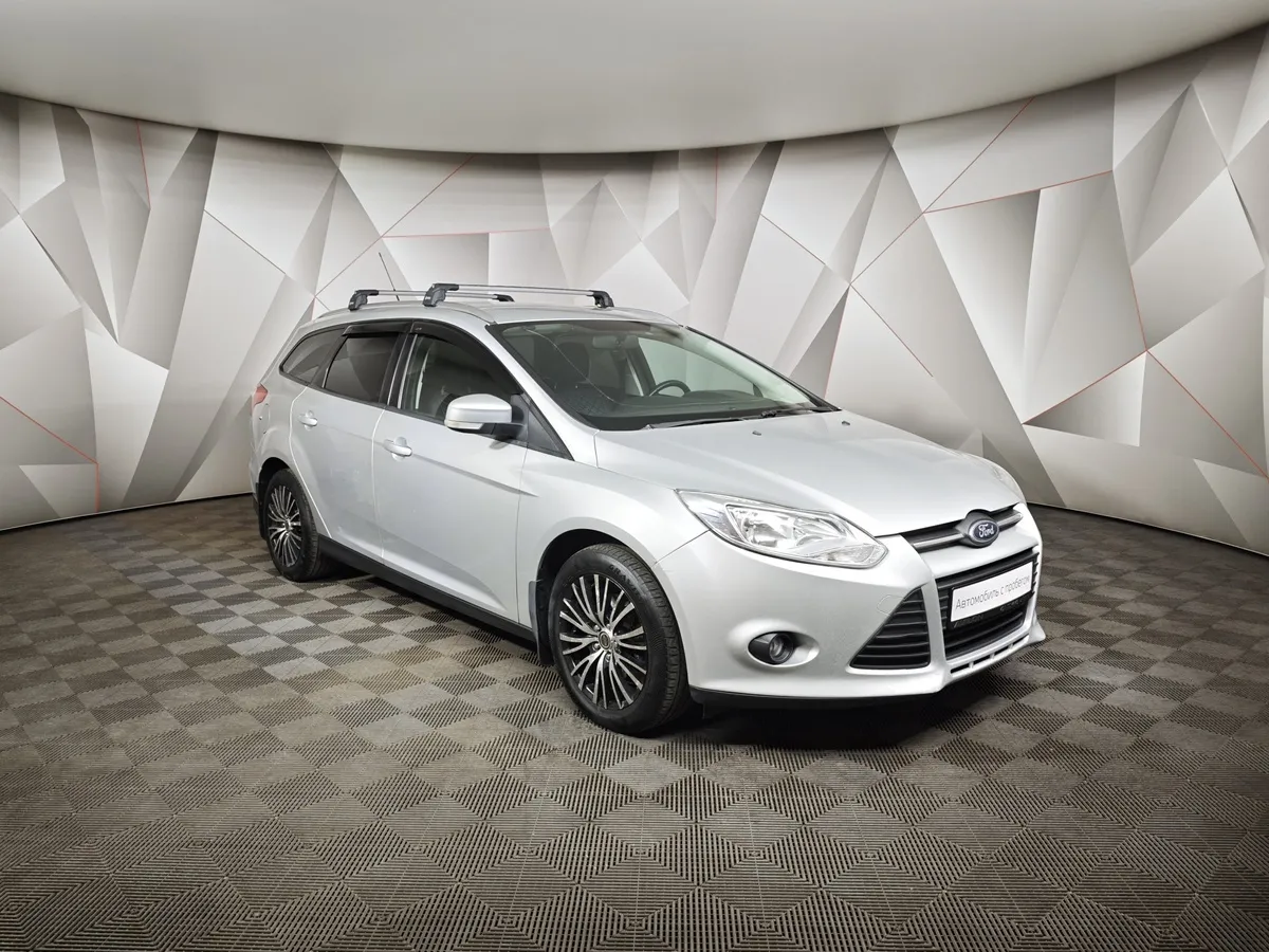 Ford Focus 1.6 MT (125 л.с.) Trend Серебристый в АВИЛОН. Слайд №3