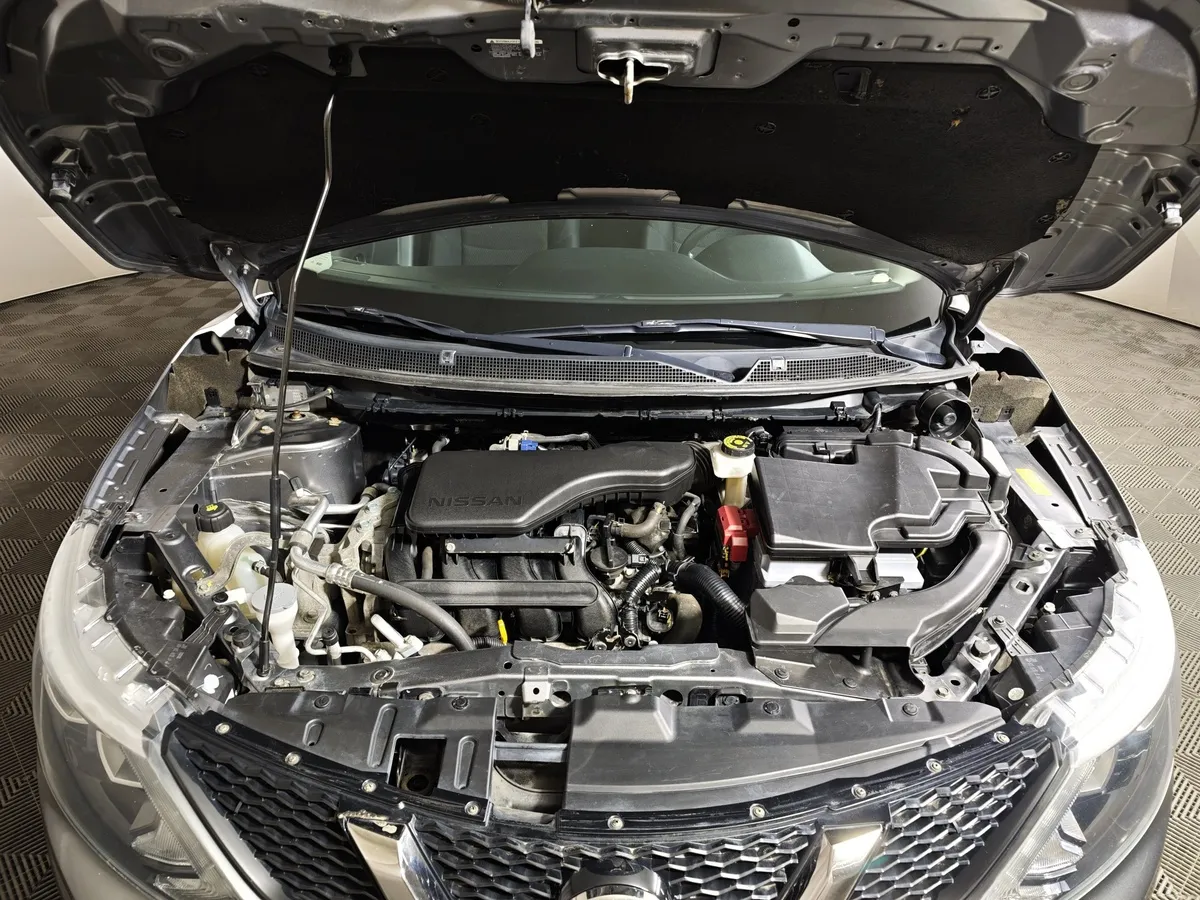 Nissan Qashqai 2.0 CVT (144 л.с.) Серый в АВИЛОН. Слайд №11