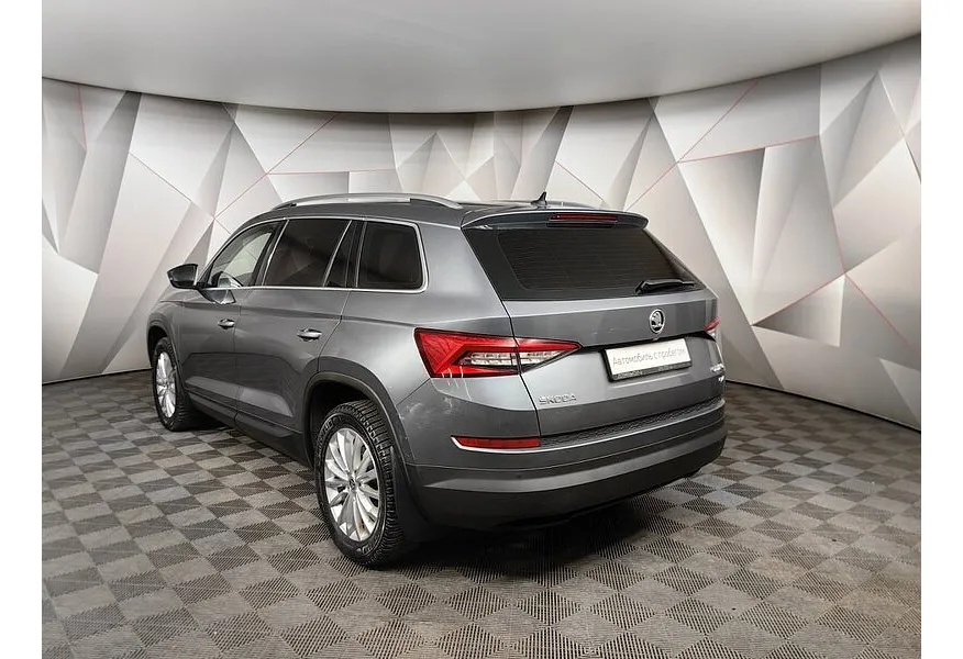 Skoda Kodiaq 1.4 TSI DSG 4X4 (150 л.с.) Серый в АВИЛОН. Слайд №4
