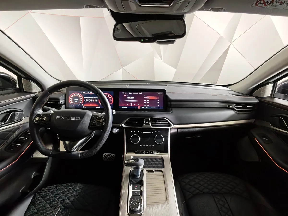 EXEED TXL 2.0 DCT7 AWD (197 л.с.) Sport Edition Белый в АВИЛОН. Слайд №13