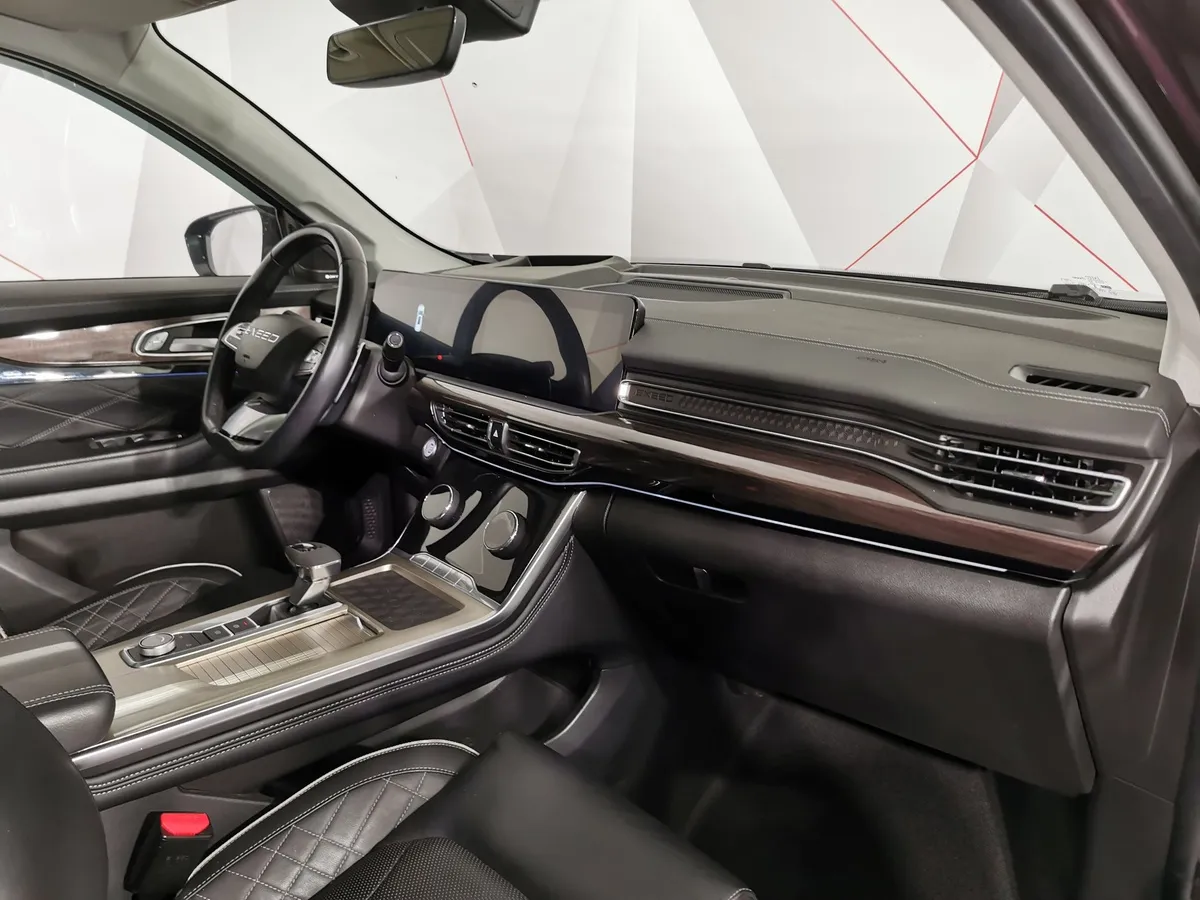 EXEED VX 2.0 AMT AWD (249 л.с.) President Фиолетовый в АВИЛОН. Слайд №12
