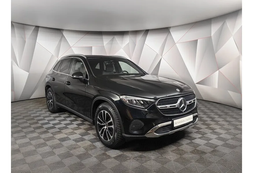 Mercedes-Benz GLC 200 4MATIC 9G-TRONIC (204 л.с.) Черный в АВИЛОН. Слайд №3