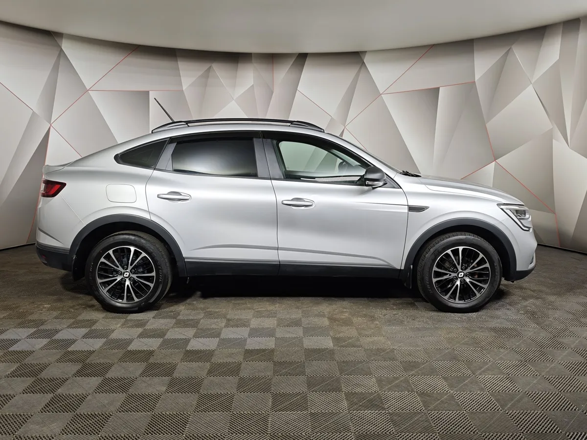 Renault Arkana 1.6 MT 2WD (114 л.с.) Серый в АВИЛОН. Слайд №6